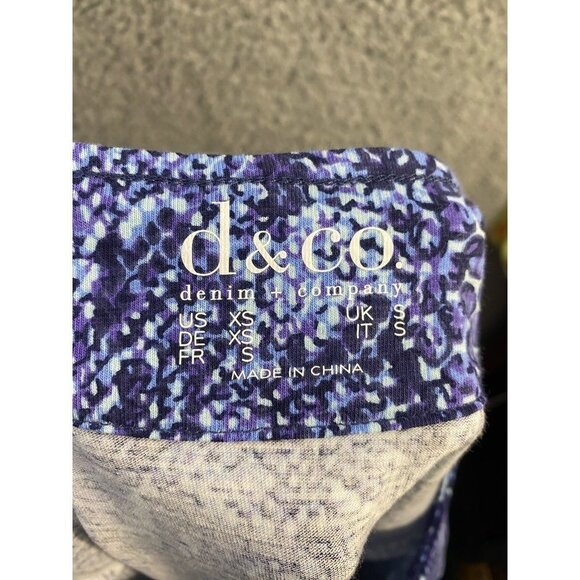 Denim & Co. Womens Blouse Blue Animal Print Snake Short Sleeve Stretch XS New - Picture 4 of 7